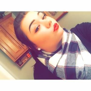 Meet your Posher, Deanna